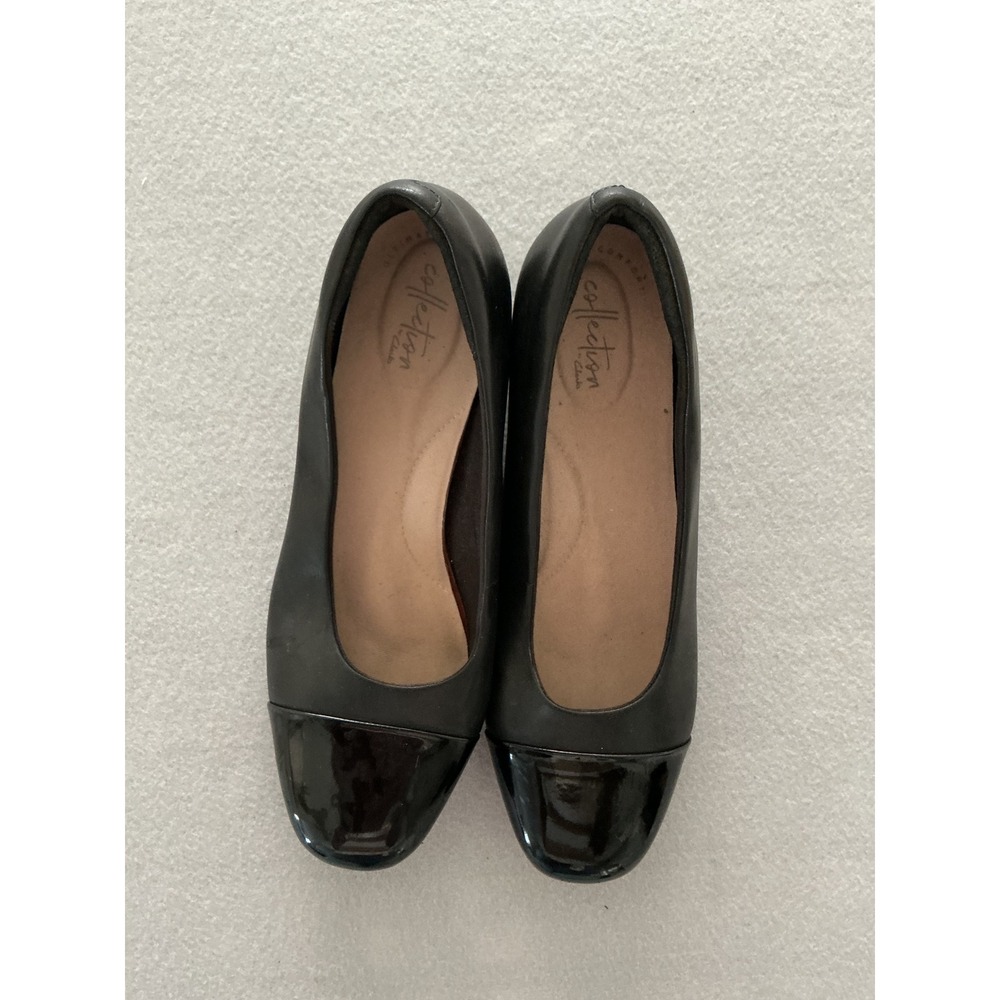 Clarks Collection Pumps Size 10 Black Leather Patent Cap Toe Block Heel 26138400 - Picture 2 of 9